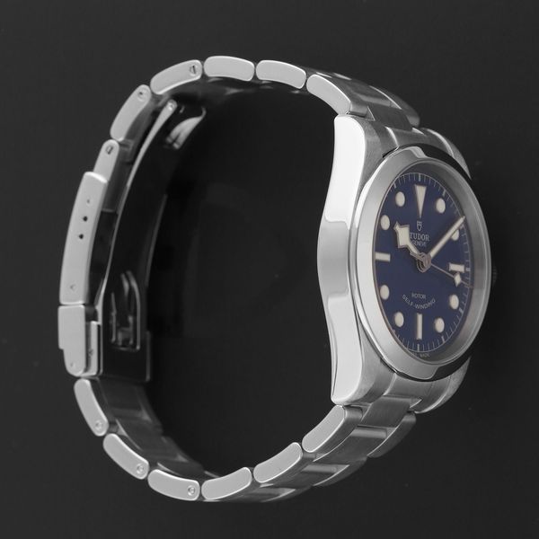 Tudor Black Bay 41 M79540-0004